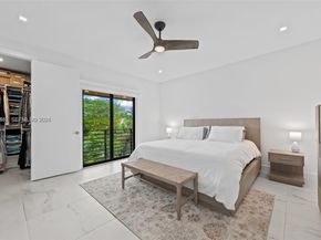 1056 N Victoria Park Rd, Fort Lauderdale FL 33304