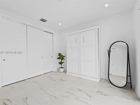 1056 N Victoria Park Rd, Fort Lauderdale FL 33304