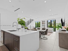 1056 N Victoria Park Rd, Fort Lauderdale FL 33304