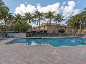 3892 Tree Top Dr, Weston FL 33332