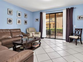 3892 Tree Top Dr, Weston FL 33332