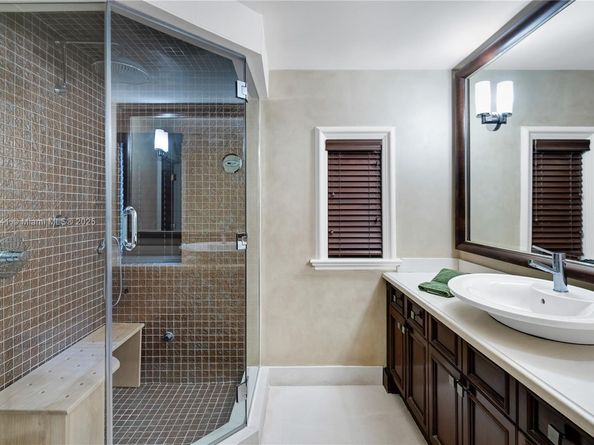 4620 Granada Blvd, Coral Gables FL 33146