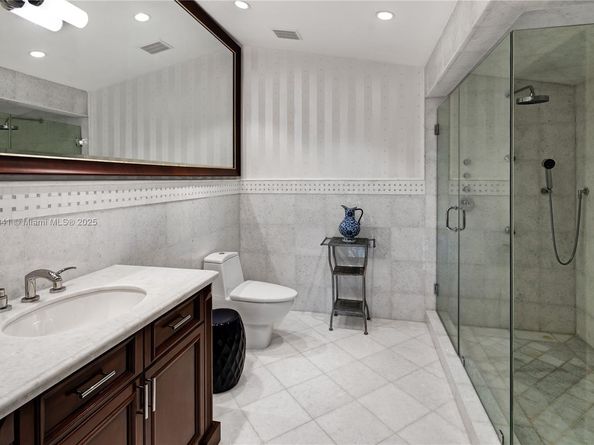 4620 Granada Blvd, Coral Gables FL 33146