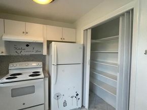 2826 Van Buren St 4, Hollywood FL 33020