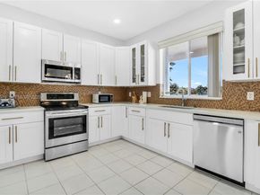 1008 NW 180th Ave, Pembroke Pines FL 33029