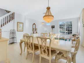 1008 NW 180th Ave, Pembroke Pines FL 33029