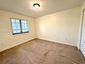 404 NE 194th Ter, Miami FL 33179