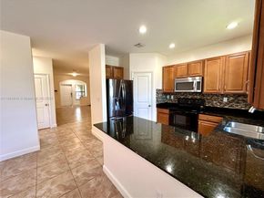 404 NE 194th Ter, Miami FL 33179