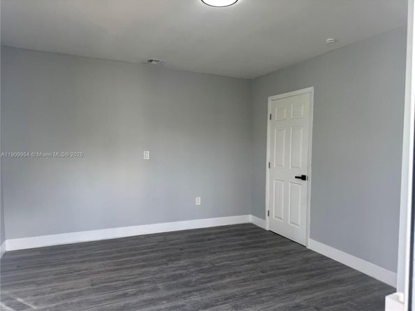 13930 Jefferson St, Miami FL 33176