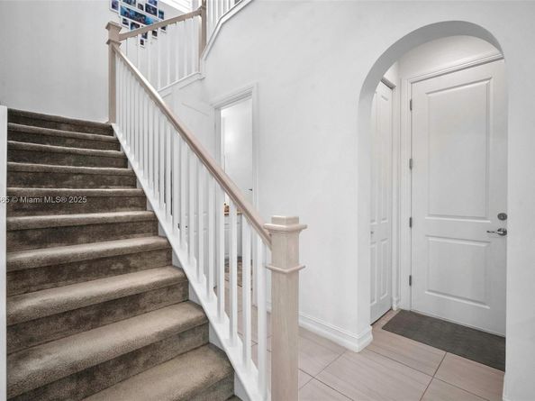 11824 SW 13th Ct, Pembroke Pines FL 33025