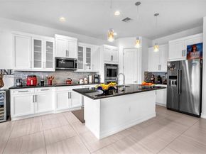 11824 SW 13th Ct, Pembroke Pines FL 33025