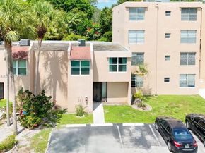 9450 Live Oak Pl 109, Davie FL 33324