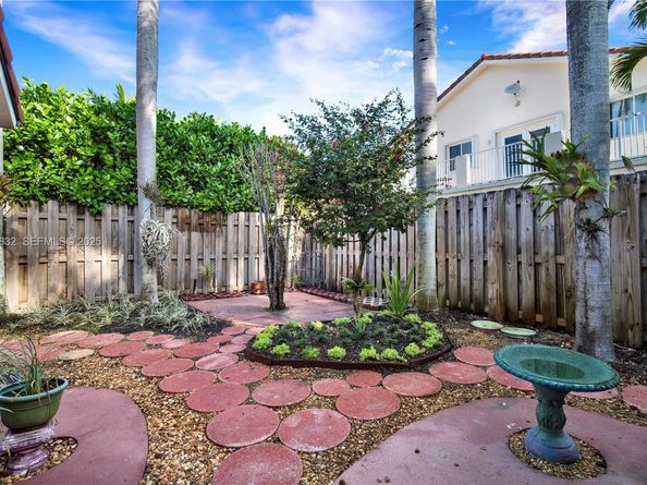 10953 SW 153rd Ct, Miami FL 33196