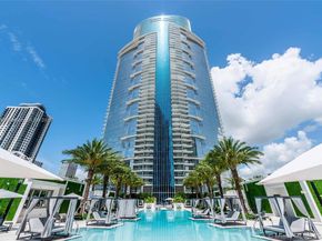 851 NE 1st Ave 1903, Miami FL 33132