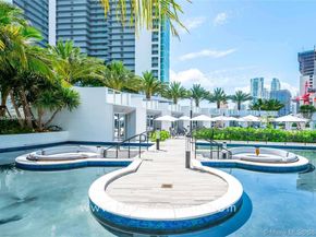 851 NE 1st Ave 1903, Miami FL 33132
