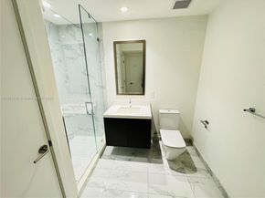 851 NE 1st Ave 1903, Miami FL 33132