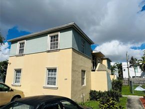 2371 SW 27th St, Miami FL 33133