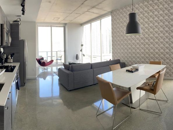 151 SE 1st St 2401, Miami FL 33131