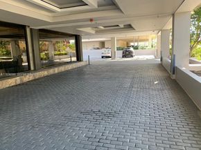 8877 Collins Avenue 506, Surfside FL 33154