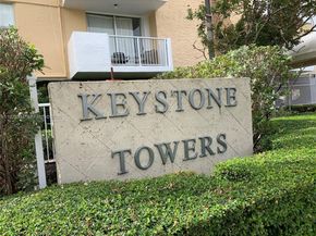 2000 NE 135th St 710, North Miami FL 33181