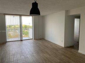 2000 NE 135th St 710, North Miami FL 33181