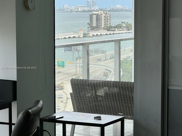 1040 Biscayne Blvd 1505, Miami FL 33132