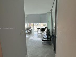 1040 Biscayne Blvd 1505, Miami FL 33132