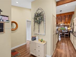 10301 Laurel Ct, Pembroke Pines FL 33026