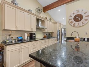 10301 Laurel Ct, Pembroke Pines FL 33026