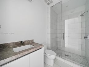175 SE 25 Rd 2602, Miami FL 33129