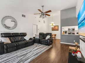 2682 N Nob Hill Rd, Sunrise FL 33322