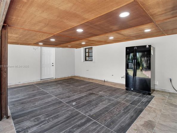 15403 SW 107th Ct, Miami FL 33157