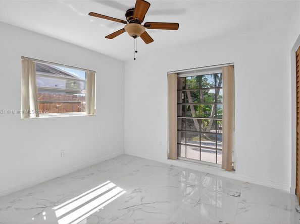 15403 SW 107th Ct, Miami FL 33157