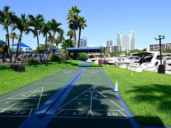 500 Three Islands Blvd 908, Hallandale Beach FL 33009