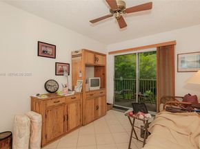 13450 SW 3rd St 306D, Pembroke Pines FL 33027