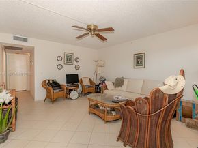 13450 SW 3rd St 306D, Pembroke Pines FL 33027