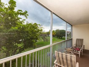 13450 SW 3rd St 306D, Pembroke Pines FL 33027