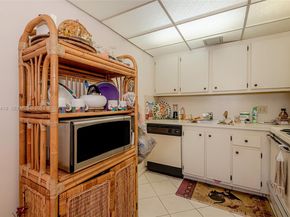 13450 SW 3rd St 306D, Pembroke Pines FL 33027