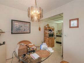 13450 SW 3rd St 306D, Pembroke Pines FL 33027