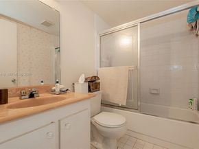 13450 SW 3rd St 306D, Pembroke Pines FL 33027