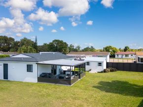 10060 SW 152nd Ter, Miami FL 33157