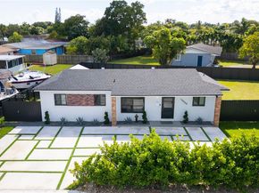 10060 SW 152nd Ter, Miami FL 33157