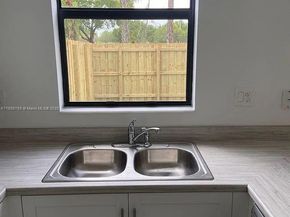 14732 SW 181st Ter 14732, Miami FL 33187