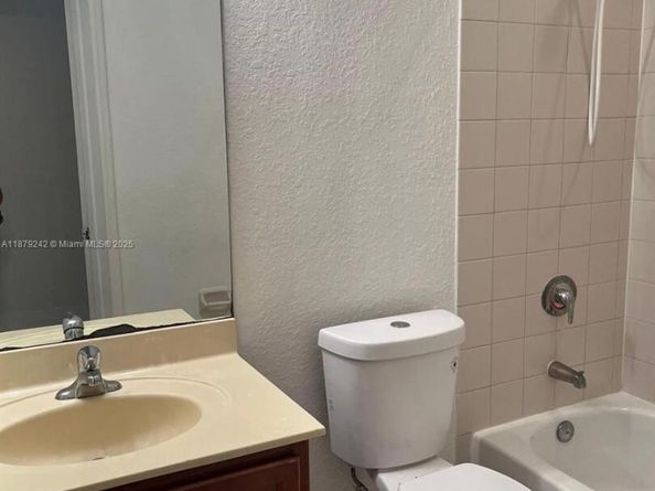 11401 NW 89th St 220, Doral FL 33178