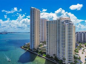 888 Brickell Key Dr 807, Miami FL 33131