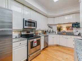 888 Brickell Key Dr 807, Miami FL 33131