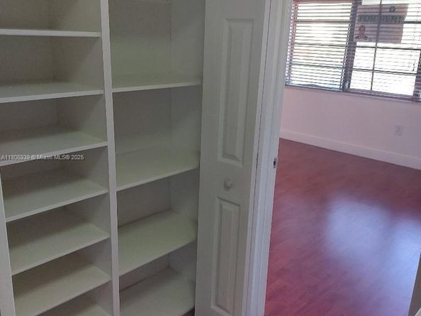 20033 NE 2nd Pl, Miami FL 33179
