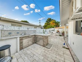 3640 SW 92nd Ave, Miami FL 33165