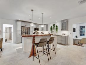 14330 SW 20th St, Davie FL 33325