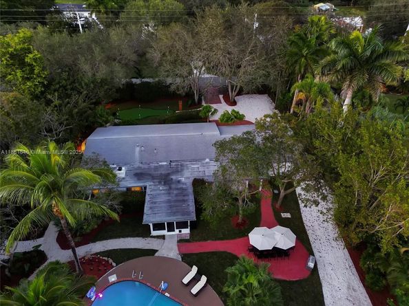 14330 SW 20th St, Davie FL 33325